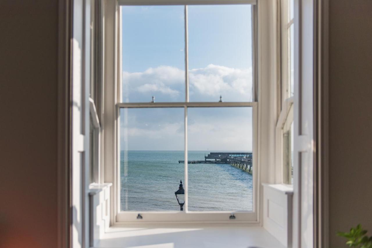 Pier View - Beautiful Sea View Apartment In Deal Extérieur photo