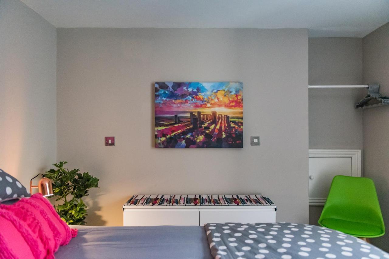 Pier View - Beautiful Sea View Apartment In Deal Extérieur photo